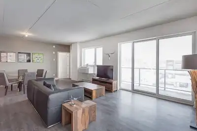 Image de Laval - Equinoxe 3b2b