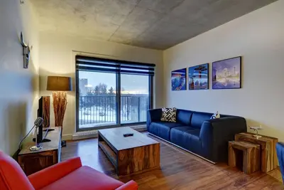 Image de Trendy 2br Apt with Pool, Near Place Sainte-Foy