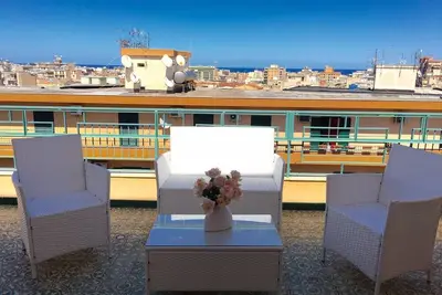 Image de Penthouse with breathtaking view can accommodate 10 people suitable for Families and groups