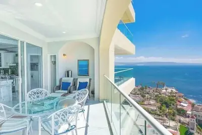 Image de Sherry's Seaside Retreat: Pampered Luxurious Stays
