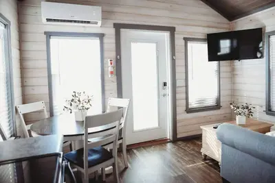 Image de Family Friendly Cabin #2