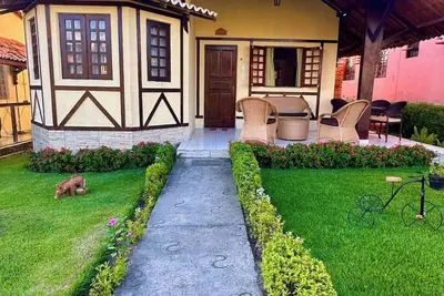 Image de Beautiful and cozy house!