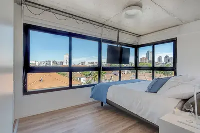 Image de Luxurious 2 Bedroom & 2 Bathroom Palermo Condo with 2 Balconies