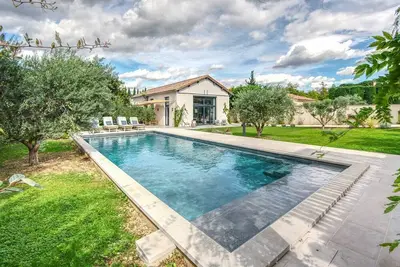 Le Grenier - Six Chambres Villa, Couchages 12