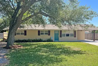 Image de Knot A Care Beach Cottage