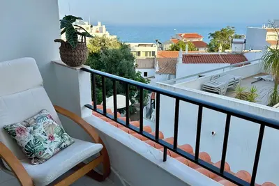 Image de Apartment Flor de Amendoeira Mar | Sea View, Beach 2min away, Garage and Pool