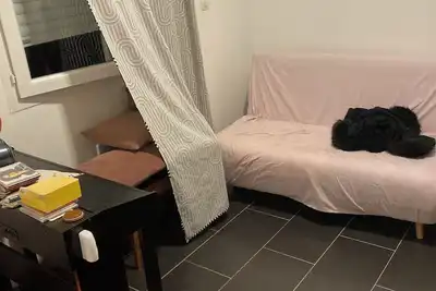 Image de Chambre d’hôte de plain pied avec jardin et abri doubles vitrages volets auto