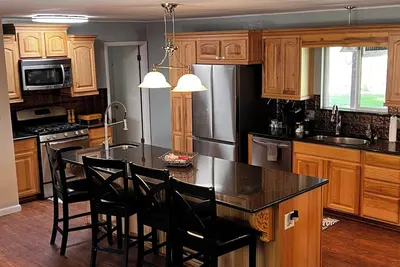 Image de Spacious 4-bedroom Country Home in charming Montrose with WiFi