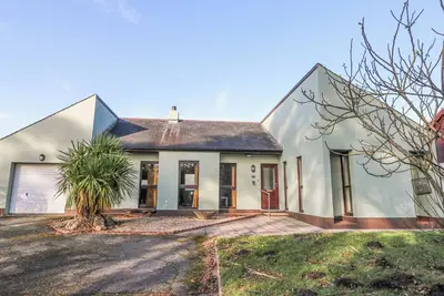 Image de Tig Bhan, family friendly, character holiday cottage in Llanteg