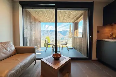 Image de Appartement 'Victoria' avec vue sur les montagnes, piscine partagée et Wi-Fi