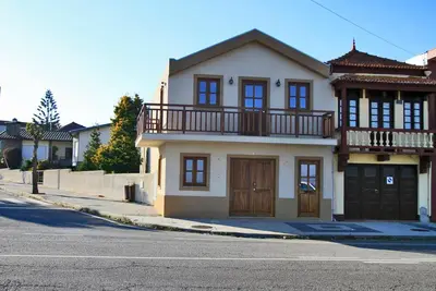 Maison de vacances 'Casa Do Cais' avec vue sur la mer, Wi-Fi et climatisation