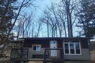 Image de Lakefront Cottage #6 -Close to Sandbanks - Lake Consecon Resort