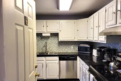 Image de Official Seasons Rmc Condo 17e - 1 bedroom + Loft - sleeps 8 - Dog Fees