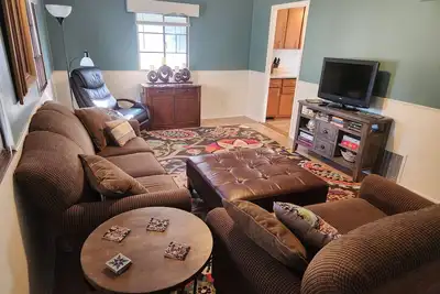 Image de Historic 1950's Gunnison Home on Guiles. 3br, 1ba, Fenced in back yard.