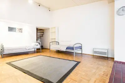 Image de Monteurwohnung Hürth H01, 70qm, 1 Schlafzimmer, 2 Wohn-\/Schlafzimmer, max. 7 Personen