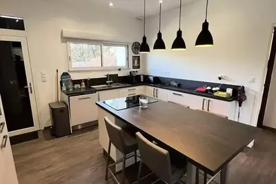 Image de 049 - Geräumige Villa in der Nähe des Stadtzentrums