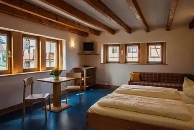 Image de Apartment mit FrĂĽhstĂĽck