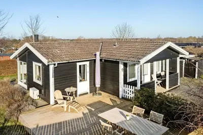 Image de Belle maison à Karrebæksminde avec WiFi