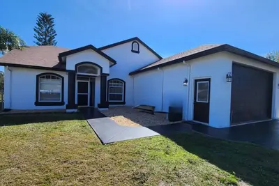 Image de Hazen House at River Ranch! Gorgeous Water Views! Sleeps 8!