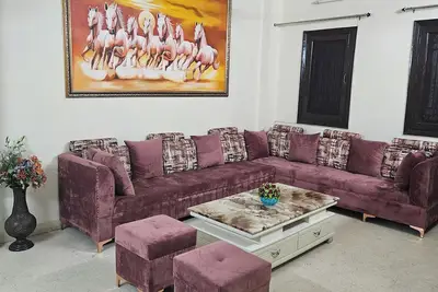 Image de Home Away: A Spacious Abode