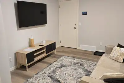 Image de Pristine 2 bedroom basement