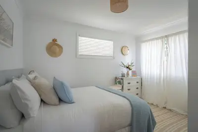 Image de Seaside Escape with Stunning Views