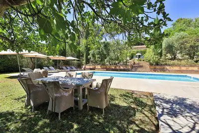 Charming and cozy detached house (Cottage) with shared large pool