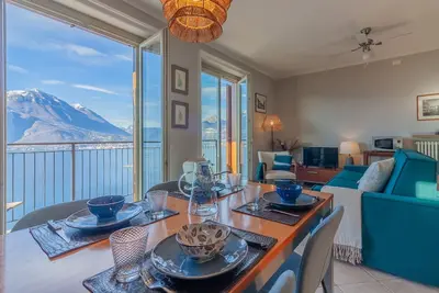 Image de Panorama del Lago by Varenna Holidays