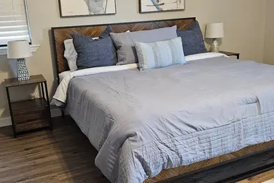 Image de Charming, peaceful new remodel 3-bedroom house in Midland