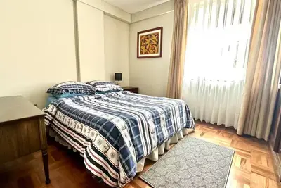 Image de 13th Floor-Comfort-3 Br-View-Steps to Us Embassy