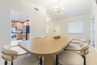 Image de 4-bedroom house in welcoming Arcadia with Ac, WiFi. Enjoy your stay