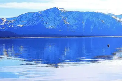 Tahoe Beach Club! 3bd 2ba. Garage, Ac Patio Restaurant, Ac. Dock pool spa option