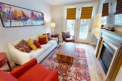 Image de New! Seneca 213 - Brigham One Bedroom Plus Condo