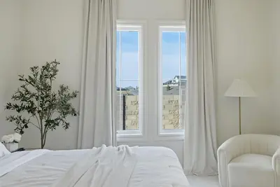 Image de 4-Bed Richland Estate: A Perfect Family Retreat