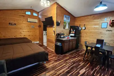 Image de Methner's High Bridge Cabin #1