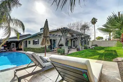Image de Arcadia Bright and Cheery House