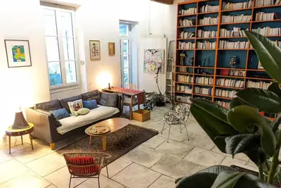 Image de Maison bohème en centre-ville, studio, parking