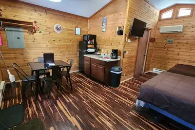 Image de Methner's High Bridge Cabin #3