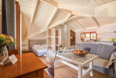 Image de Appartement \"Fiskardo\" avec terrasse privée, Wi-Fi et climatisation