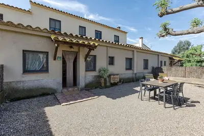 Image de Maison de campagne 'Can Planas 1' avec piscine partagée, Wi-Fi et climatisation