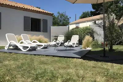 Image de Villa 'Maison Les Sablons - 76' avec terrasse privée, jardin privé et Wi-Fi
