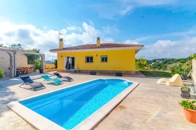 Superbe maison de 4 chambres à Vidreres