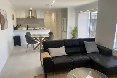 Image de Welcome to the Tipsy Turtle Holiday Home