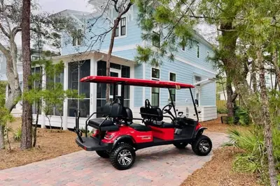 Image de The Crab House | Golf Cart | Bikes