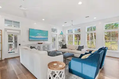 Image de 30a Caspian Blue | Golf Cart | Bikes | Shared Pool