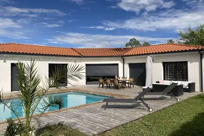 Image de Maison de vacances avec piscine à Balma