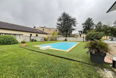 Image de Maison de vacances avec sur la piscine à Toulouse