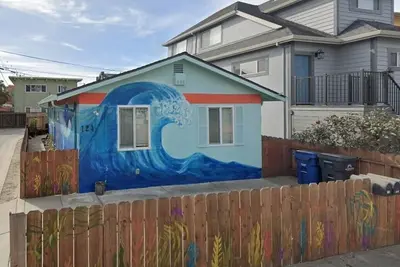 Image de Beach Cottage Just Steps From the Sand,