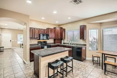 Image de Whitton House | Hot Tub + Fire Pit + Pets Ok