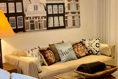 Image de Green and leafy zone  2 London 3 Bed, 2 Bath flat close to Transport Links